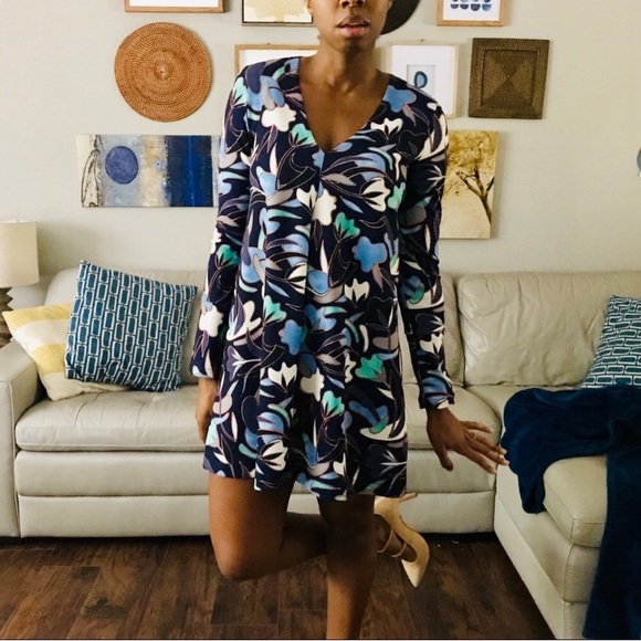 Dresses & Skirts - Zara Trafaluc Long Sleeve Mini Swing Dress